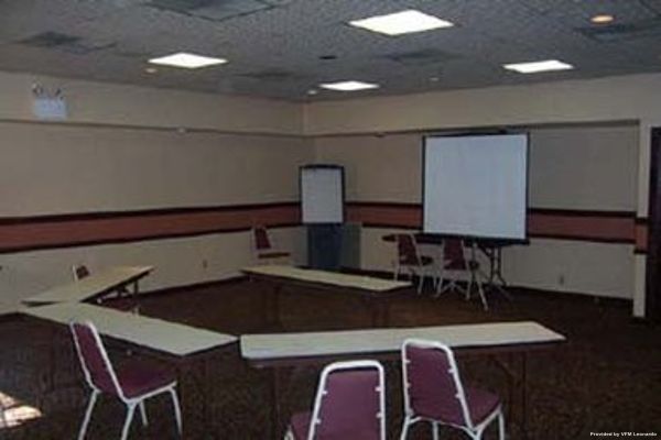KNIGHTS INN MOREHEAD (Morehead)